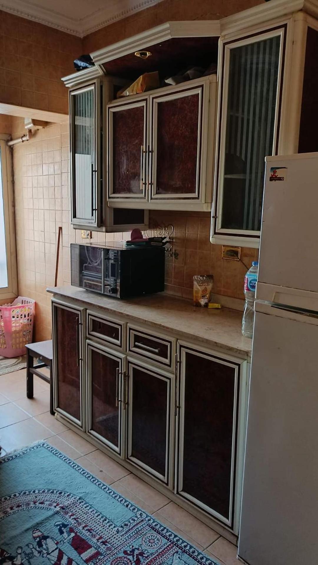 Golden Apartment
